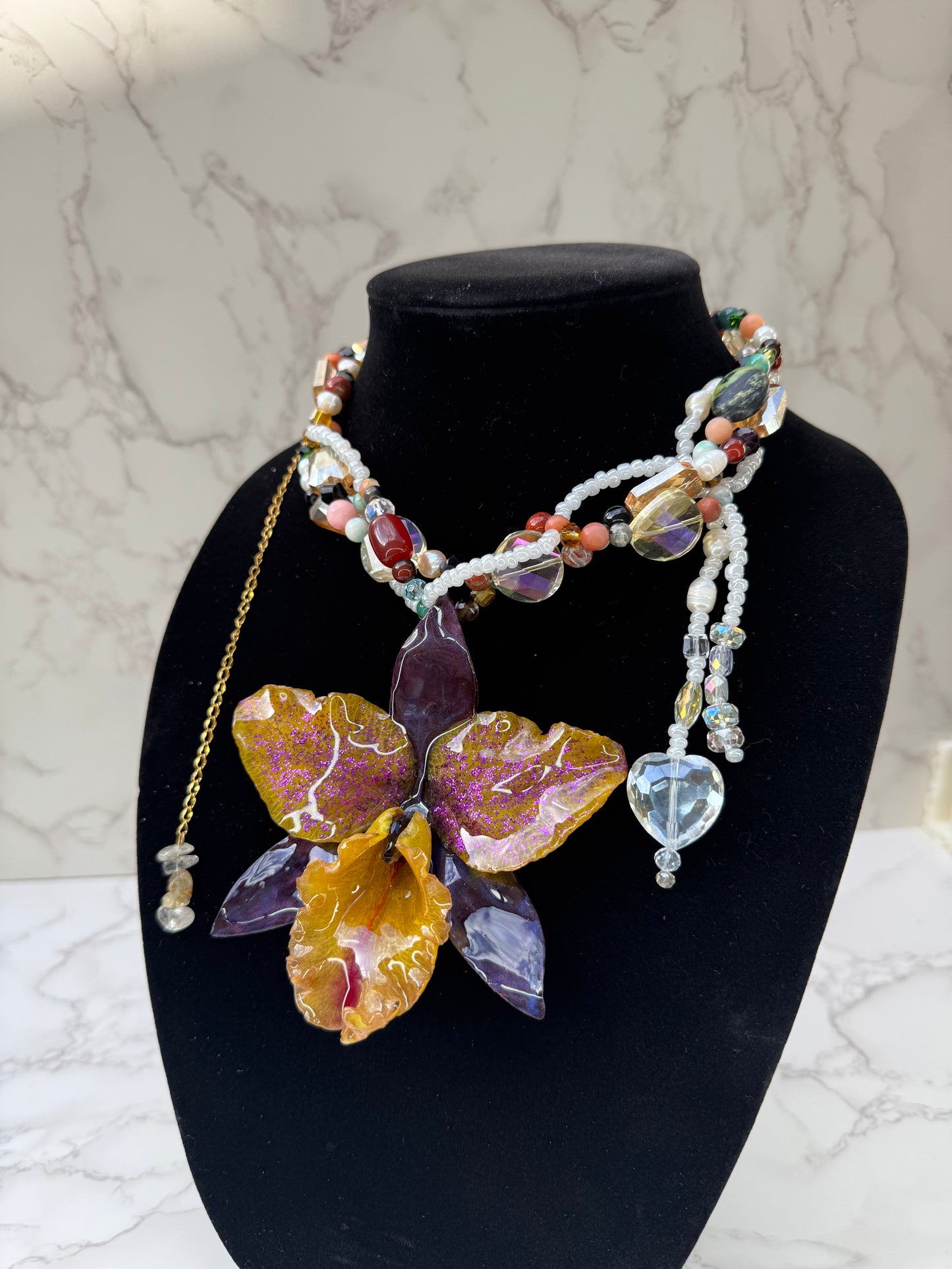 Aurora Carnival Cattleya Golden Cattleya Orchid Necklace – Purple Iridescent Petals & Multicolor Crystal & Gemstone Beads