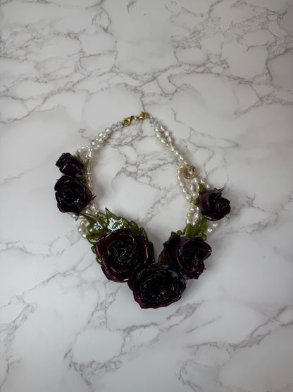 1 Amélie Eternal Rose – Real Red Rose in UV Resin & Freshwater Pearl Necklace | Handmade Floral Jewelry | Made in USA