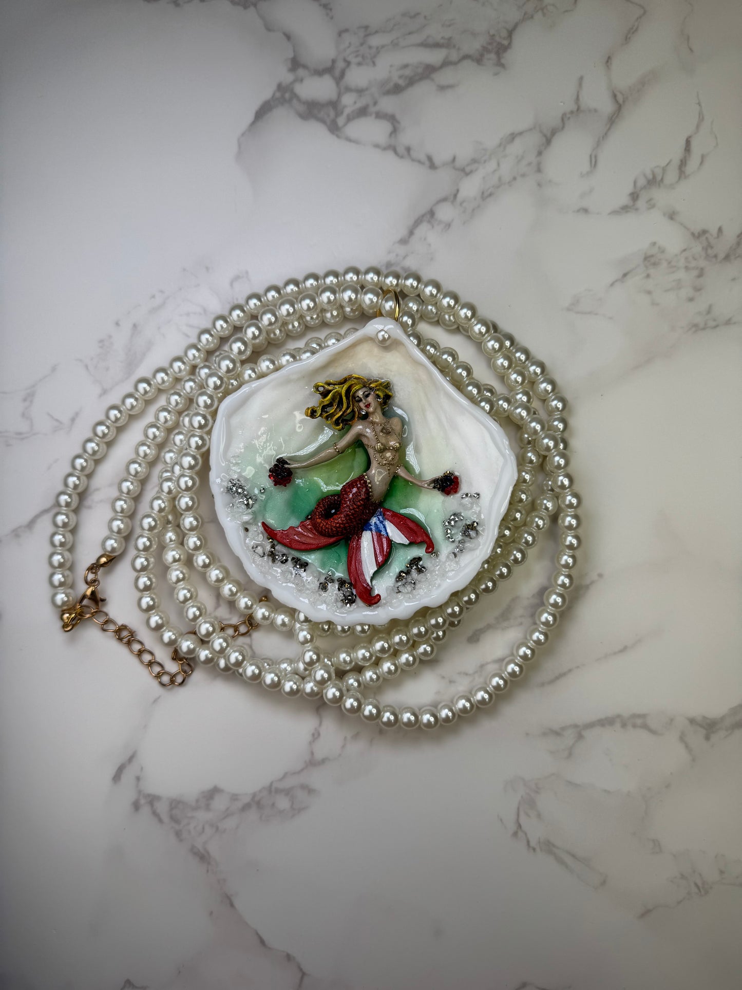 Brisa  Mermaid Sea Shell Necklace  – Mermaid in Shell with UV Resin
