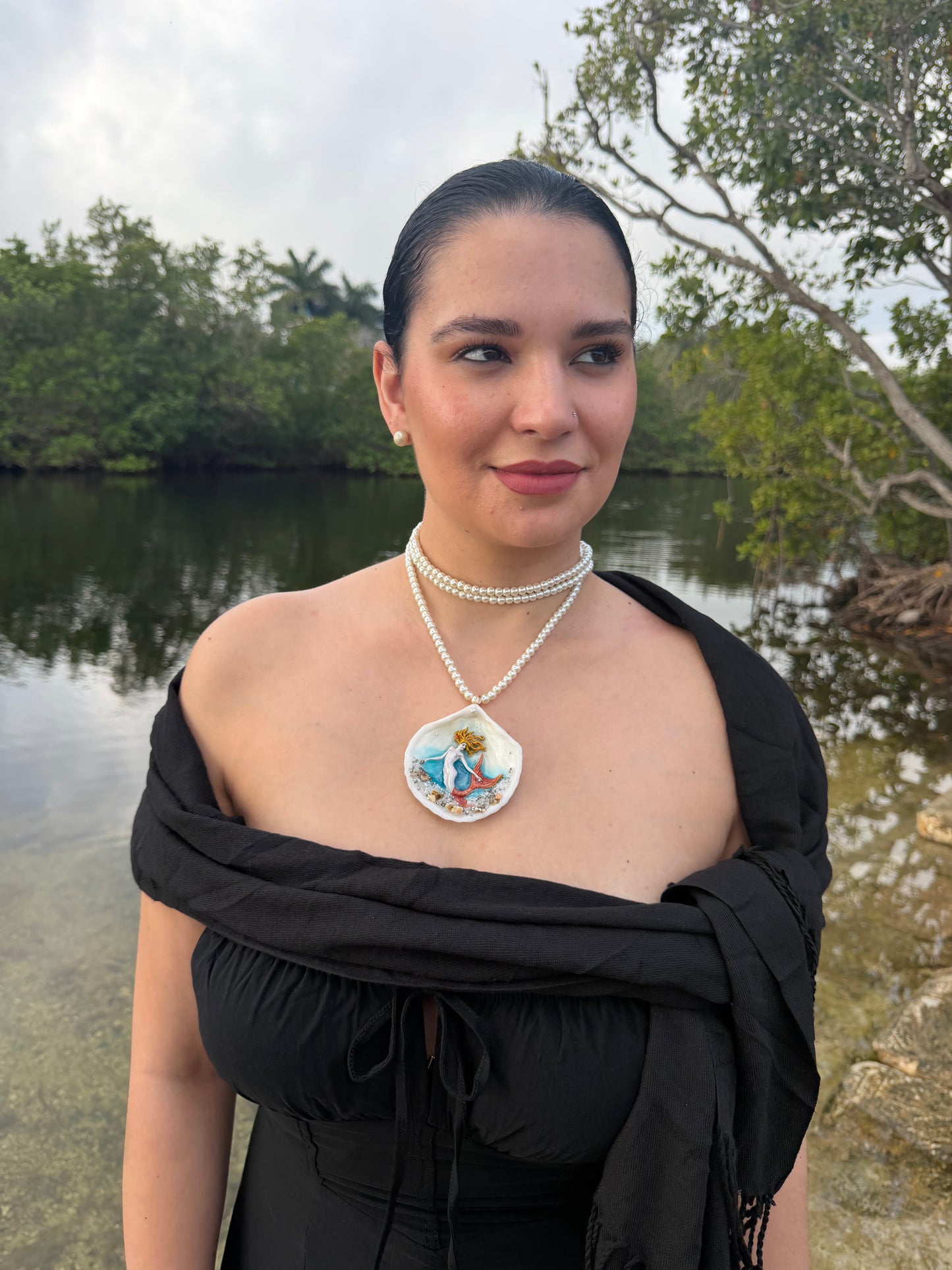 Notos Mermaid Sea Shell Necklace  – Mermaid in Shell with UV Resin Red Hair Mermaid Shell Pendant – Crystal Beaded Handmade Jewelry