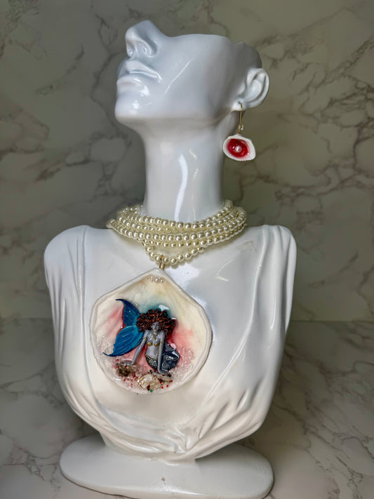 Marina Mermaid Sea Shell Necklace Set– Mermaid in Shell with UV Resin
