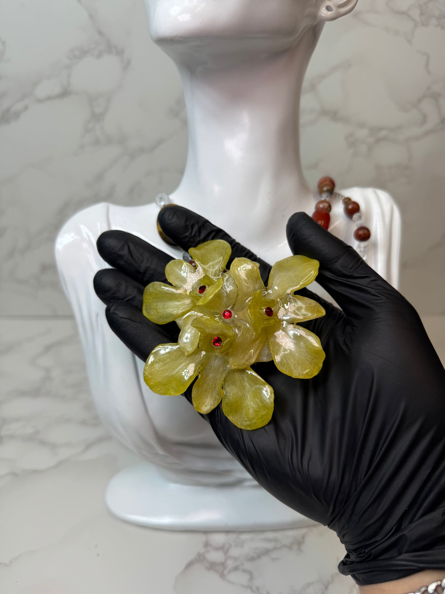 Luz Real Preserved Flower Necklace & Hair Clip | Handmade Botanical Jewelry | Multifunctional Floral Art