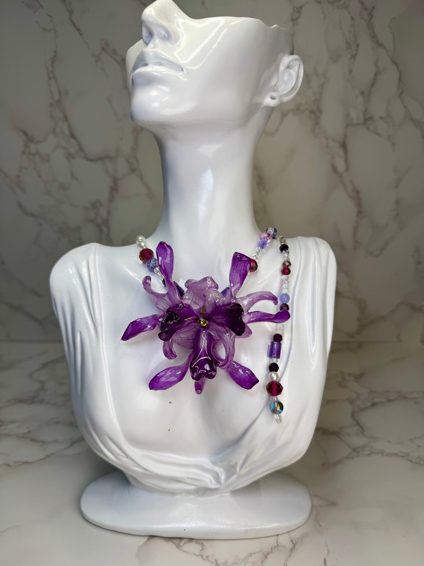Abrazo Real Preserved Flower Necklace & Hair Clip | Handmade Botanical Jewelry | Multifunctional Floral Art