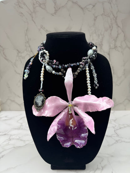 Royal Blush Cattleya Elegance Large Purple Cattleya Orchid Necklace – Iridescent Petals, Freshwater Pearls & Butterfly Accent