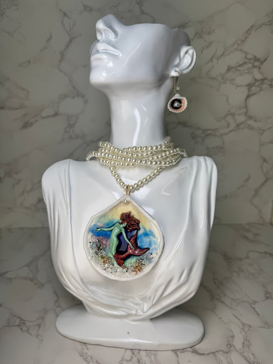 Sol Mermaid Sea Shell Necklace Set – Mermaid in Shell with UV Resin