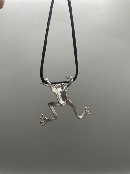 Funny Tree Frog Necklace, 925 Silver, 2D Pendant