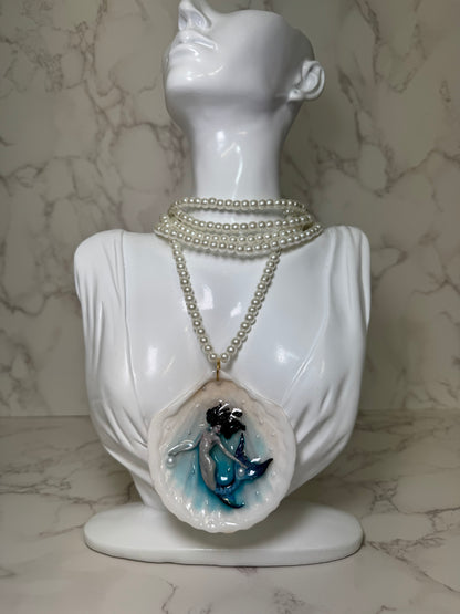 Latina Mermaid Necklace Handmade Latina Mermaid Necklace Encapsulated in Real Shell with UV Resin on Pearl Strand