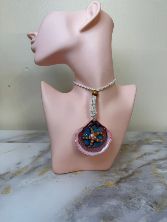 Beautiful StarFish Necklace Resin‑Encased Shell Collection Shell Necklaces, Epoxy Resin Necklace
