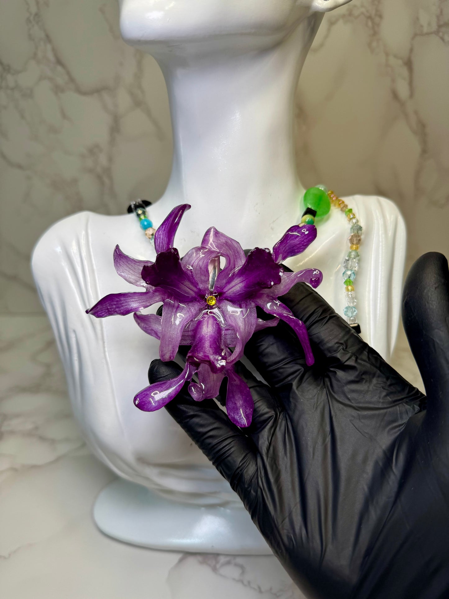 Armonía Floral Real Preserved Flower Necklace & Hair Clip | Handmade Botanical Jewelry | Multifunctional Floral Art