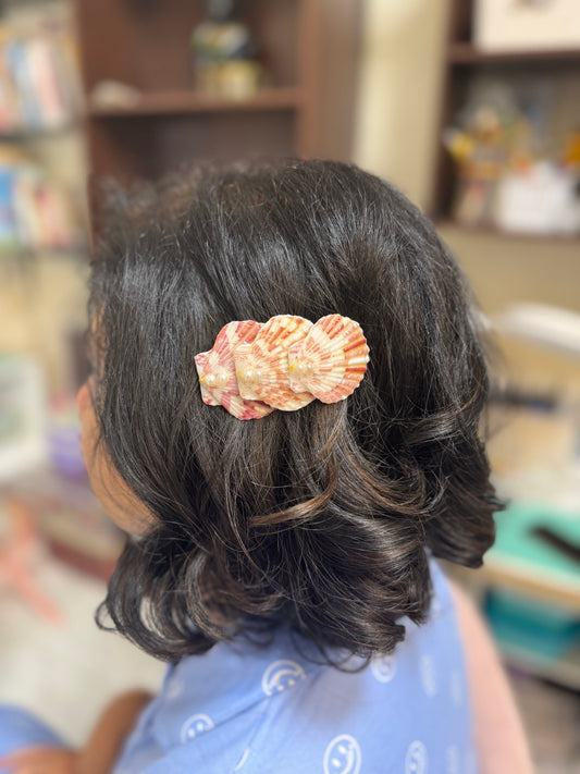 Pink Striped Conch With Pearls Hair Pin