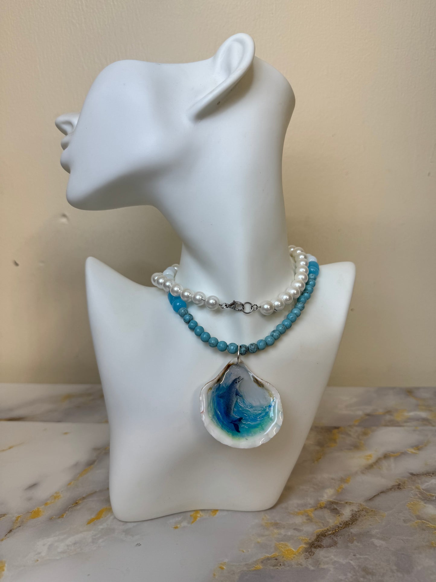 Gorgeous Dolphin Necklace Resin‑Encased Shell Collection Shell Necklaces, Epoxy Resin Necklace with earrings