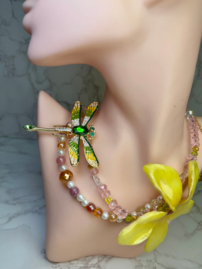 Thalía Golden Dragonfly Yellow Plumeria with Dragonfly – Clear Crystal Necklace | Handmade Floral Jewelry