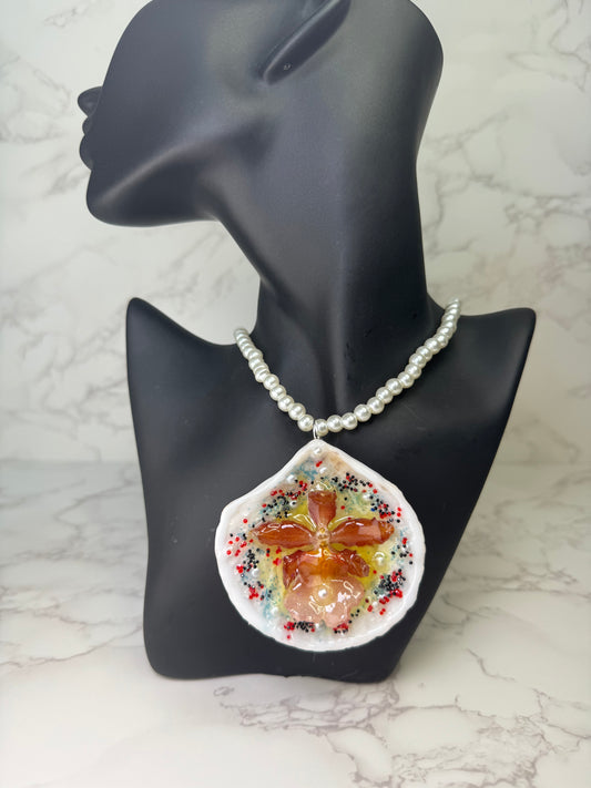 Cattleya Mini Orchid Seashell Necklace