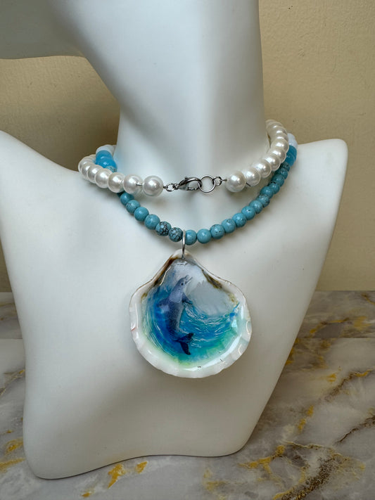 Gorgeous Dolphin Necklace Resin‑Encased Shell Collection Shell Necklaces, Epoxy Resin Necklace with earrings