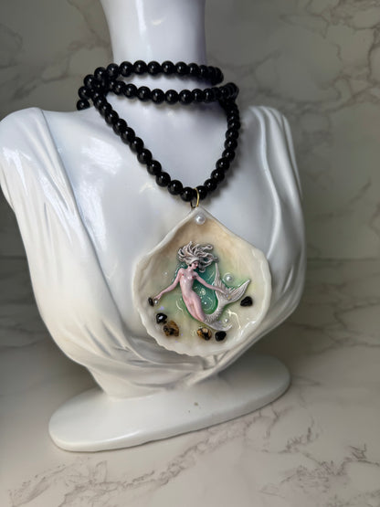 December Icy Pink Mermaid Sea Shell Necklace – Mermaid in Shell with UV Resin
