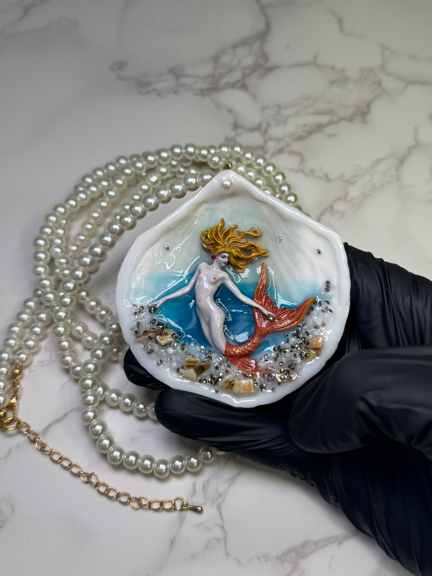 Notos Mermaid Sea Shell Necklace  – Mermaid in Shell with UV Resin