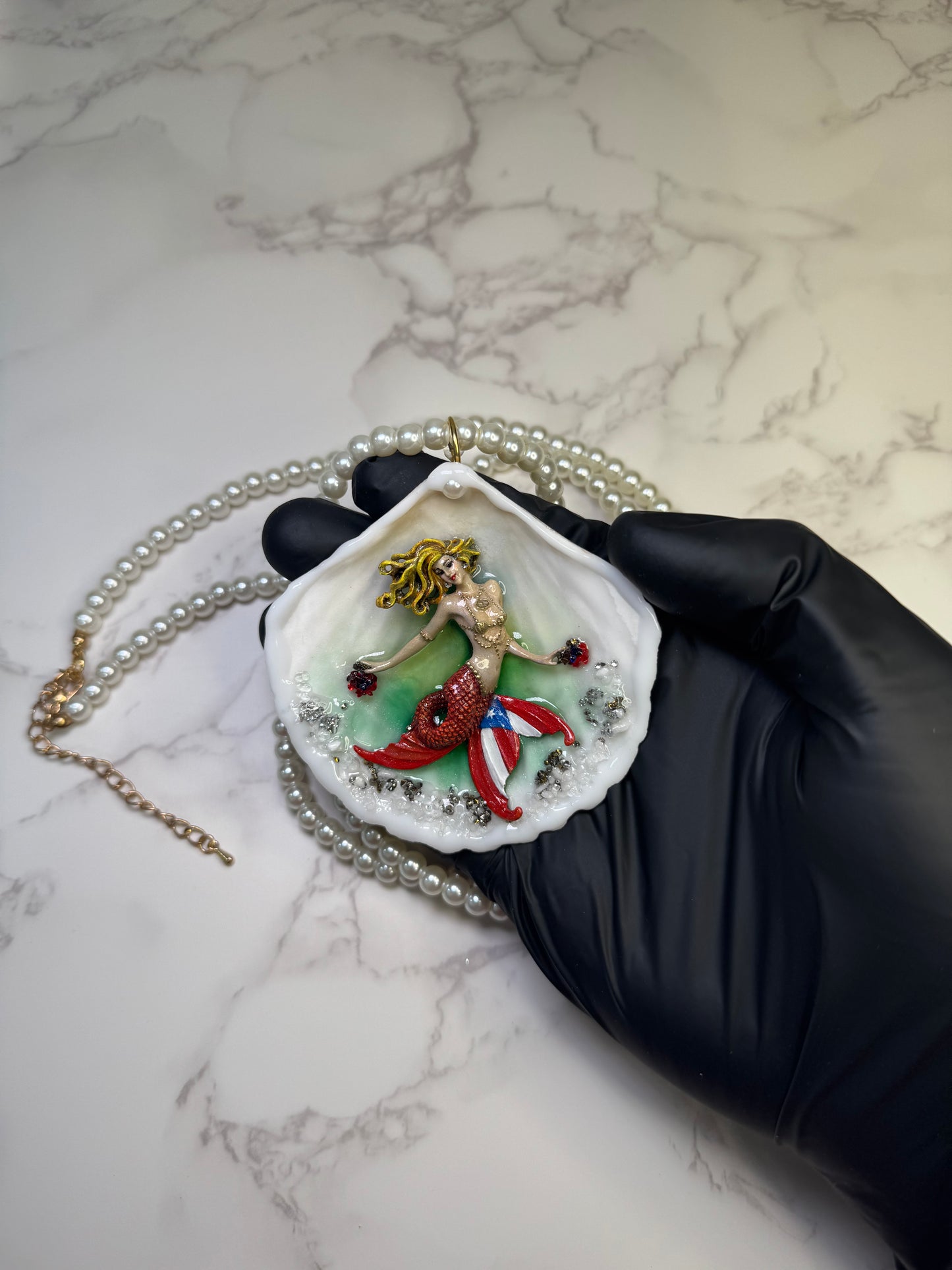 Brisa  Mermaid Sea Shell Necklace  – Mermaid in Shell with UV Resin