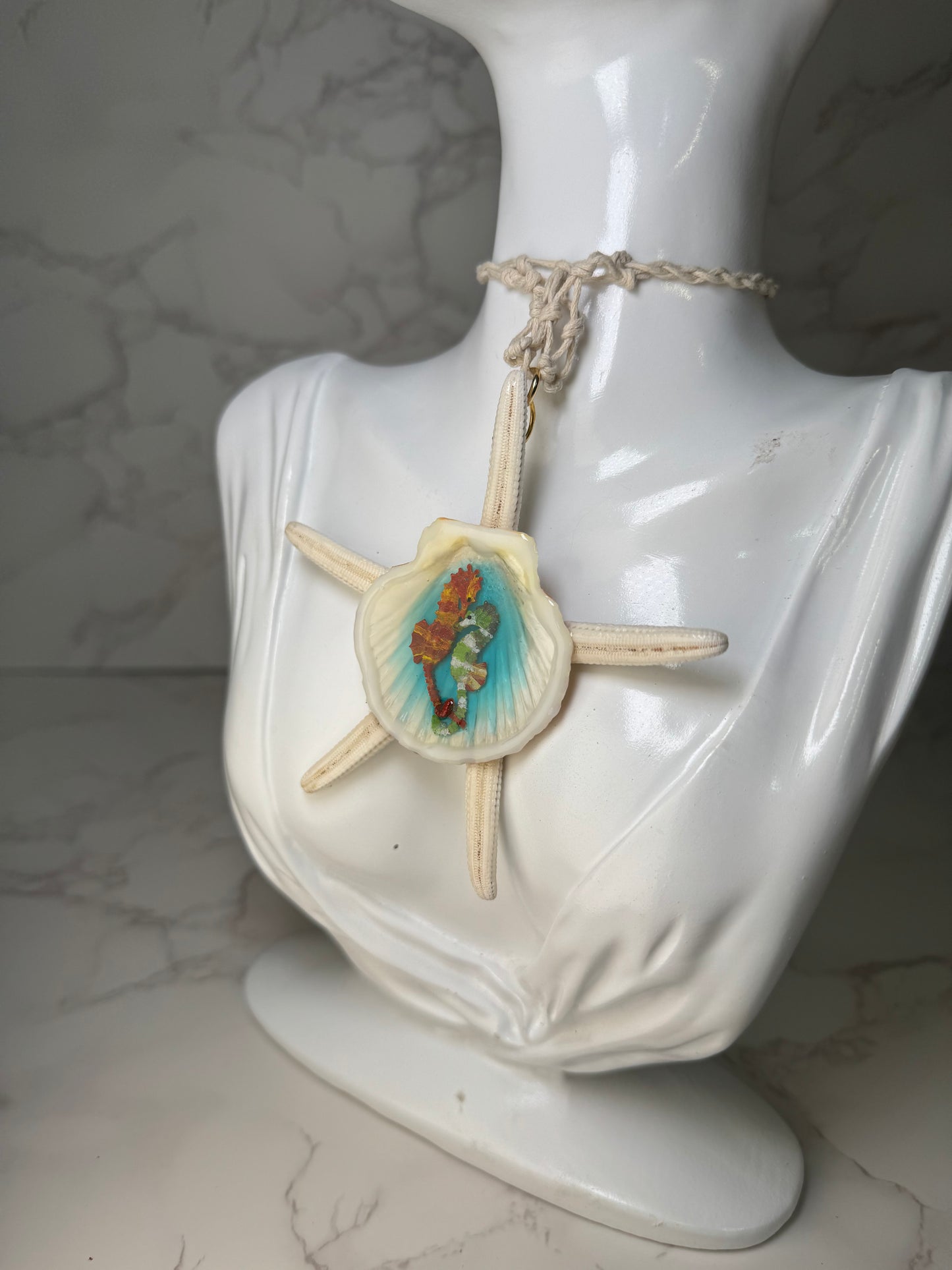 Starfish & Seahorses Ocean Pendant – Real Shell Encapsulated in UV Resin