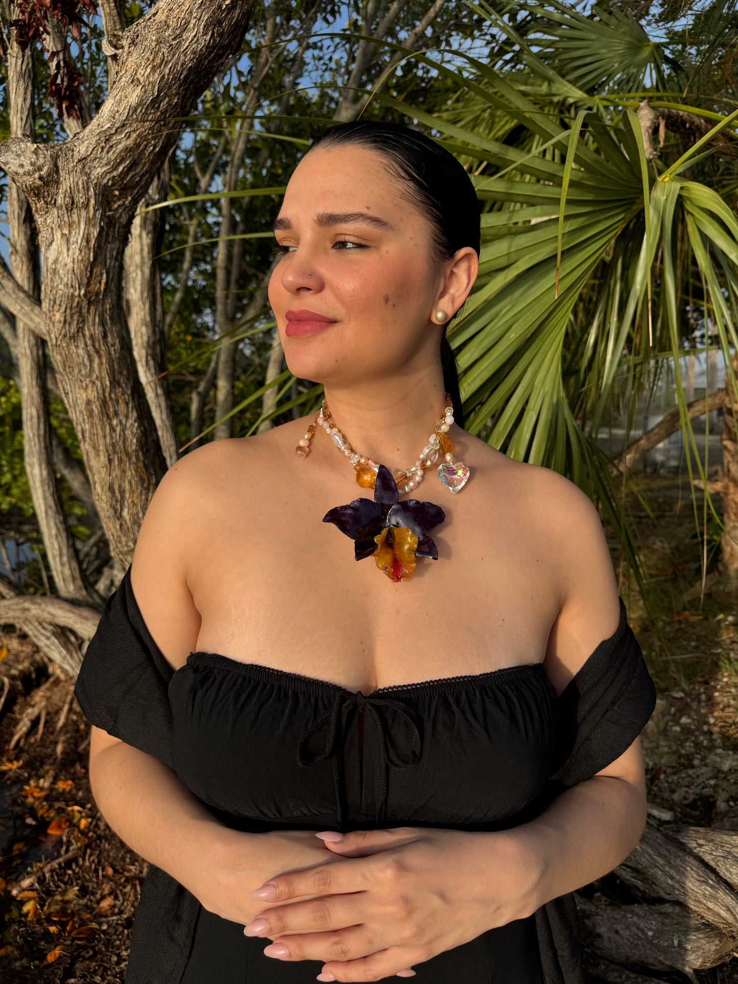 Midnight Aurora Cattleya Golden Cattleya Orchid Necklace – Freshwater Pearls, Crystal Beads & Clear Crystal Heart Pendant