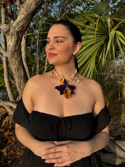 Midnight Aurora Cattleya Golden Cattleya Orchid Necklace – Freshwater Pearls, Crystal Beads & Clear Crystal Heart Pendant