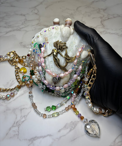 Milagros del Mar Seashell Treasure Purse