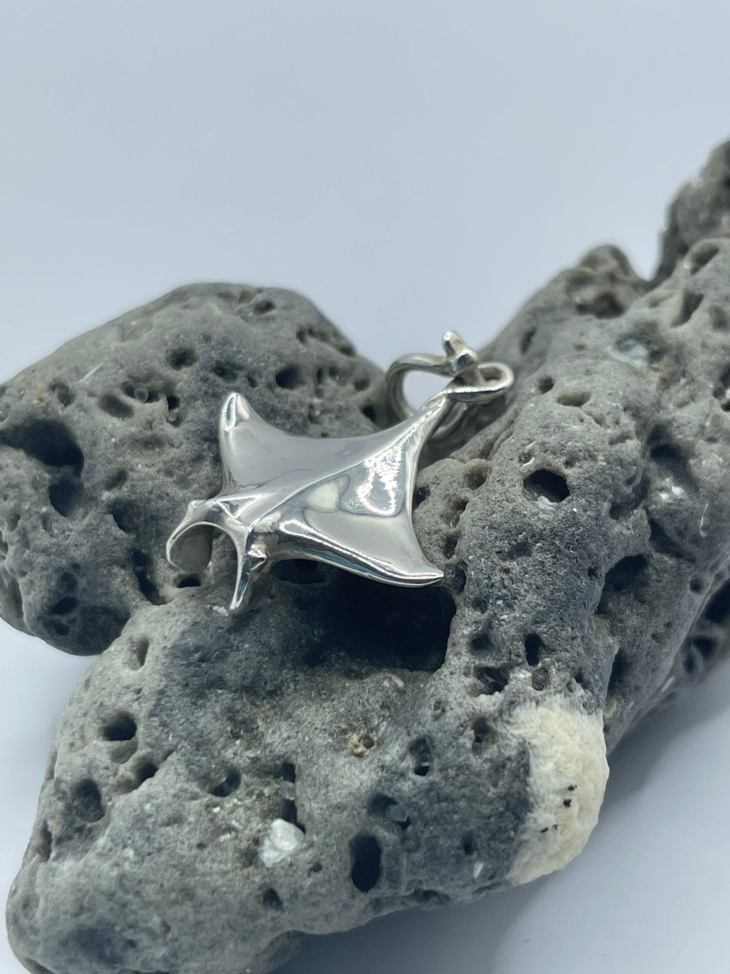 Manta Ray Necklace – Elegant 925 Sterling Silver Pendant, Inspired by Ocean Life, Perfect for Marine Enthusiasts and Sea Lovers, Unique Handmade Jewelry, Made in USA