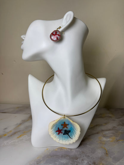 Starfish and Mini Manta Ray Resin‑Encased Shell Collection Shell Necklaces Sea Necklaces Epoxy Resin Necklace and Earrings Jewelry Manta Ray and Starfish set