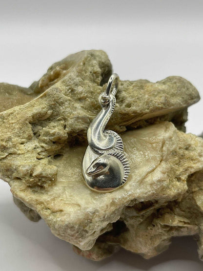 Wrapping Moray Eel Pendant - Lluch Jewelry