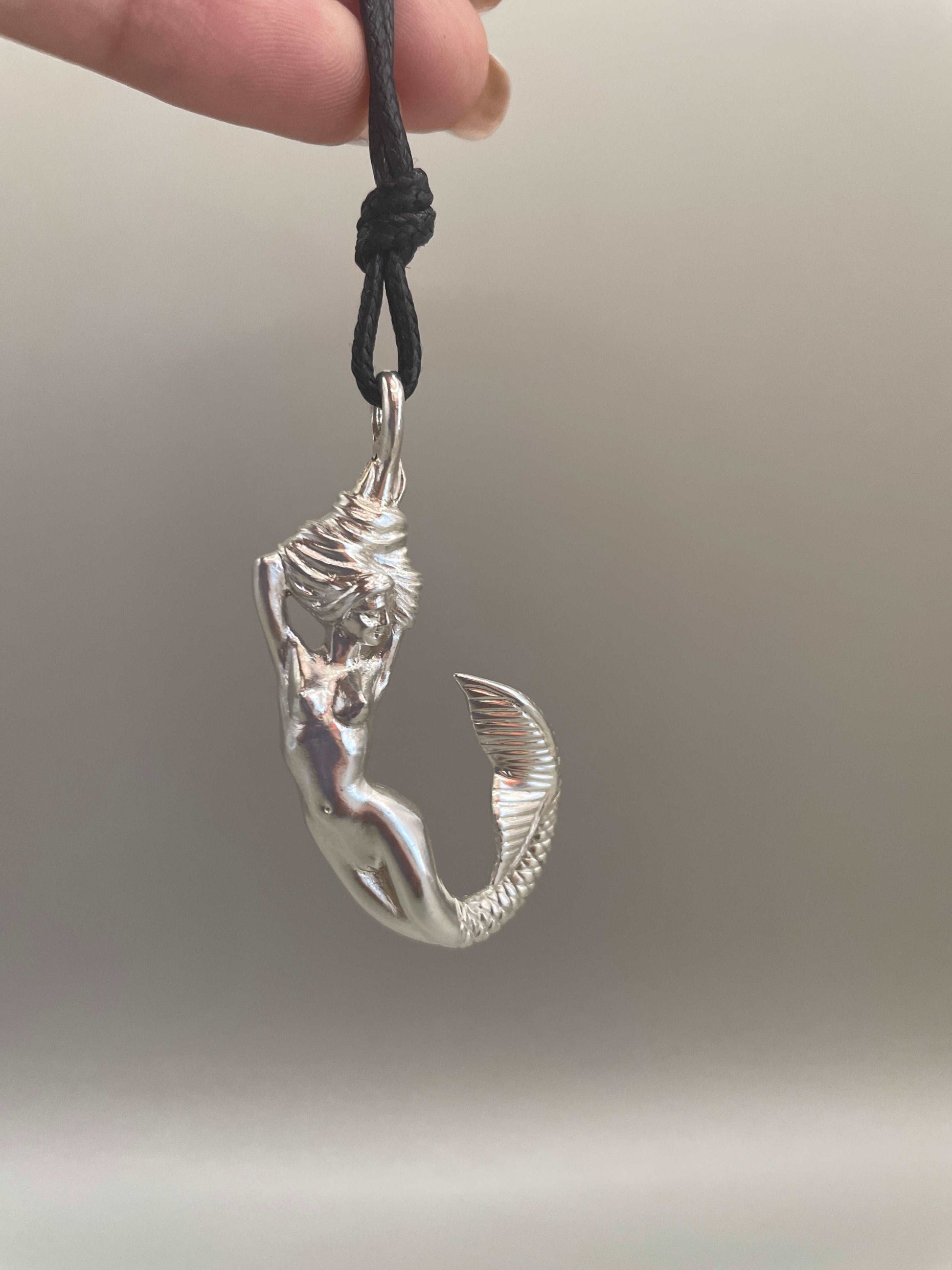 Mermaid 3D Pendant - Lluch Jewelry