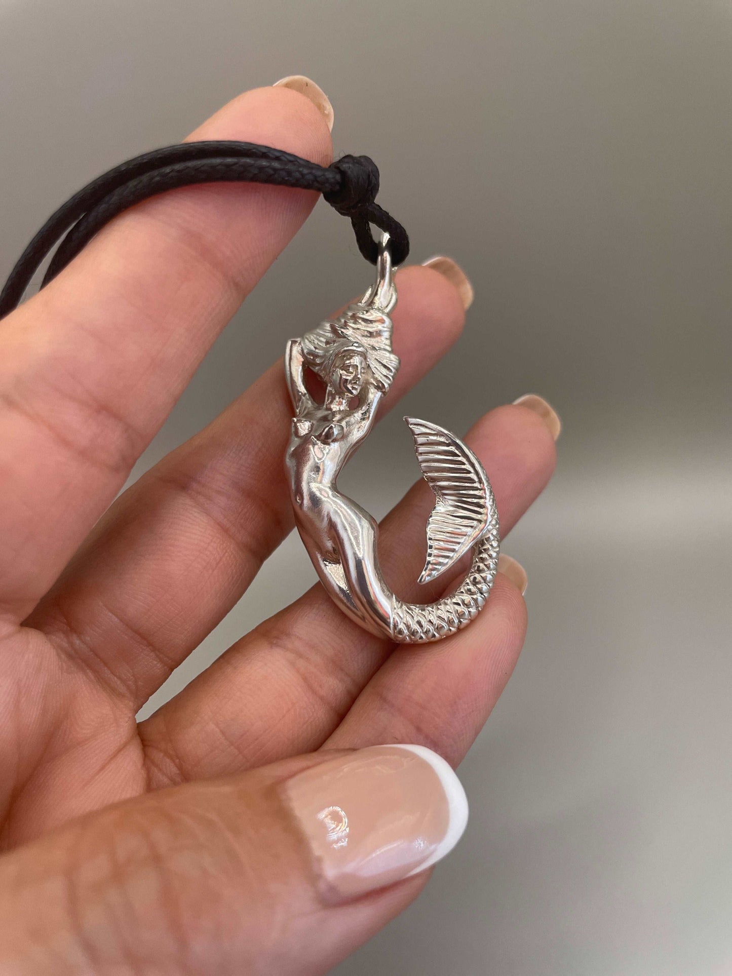 Mermaid 3D Pendant - Lluch Jewelry