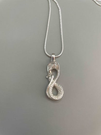 Infinity Mermaid Necklace - Lluch Jewelry