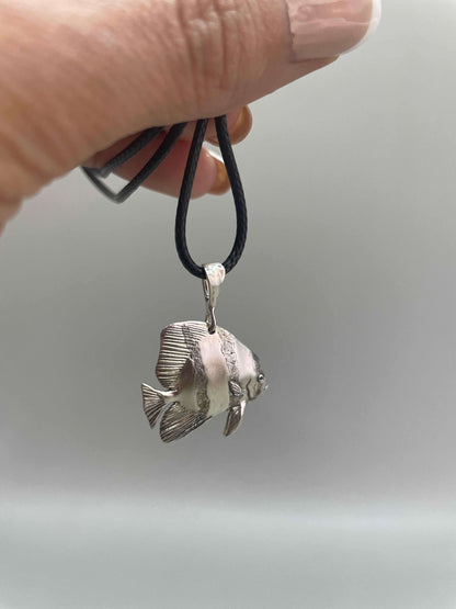 Atlantic Spadefish Pendant - Lluch Jewelry