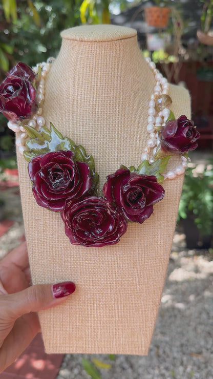 1 Amélie Eternal Rose – Real Red Rose in UV Resin & Freshwater Pearl Necklace | Handmade Floral Jewelry | Made in USA