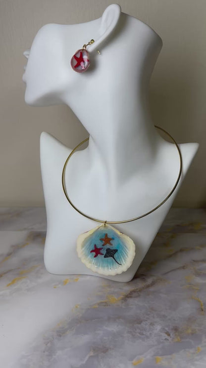 Starfish and Mini Manta Ray Resin‑Encased Shell Collection Shell Necklaces Sea Necklaces Epoxy Resin Necklace and Earrings Jewelry Manta Ray and Starfish set