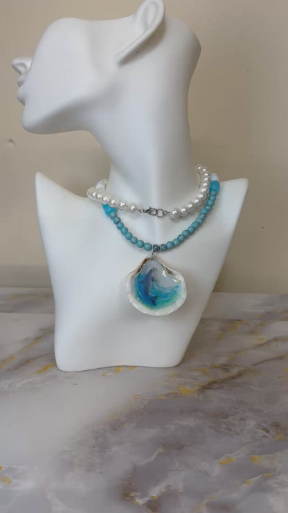 Gorgeous Dolphin Necklace Resin‑Encased Shell Collection Shell Necklaces, Epoxy Resin Necklace with earrings