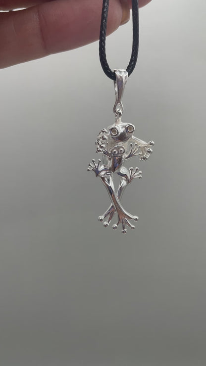 Hugging Tree Frogs Pendant, 925 Sterling Silver