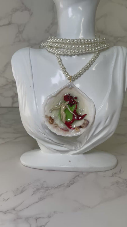 Winter Red Tail Mermaid Sea Shell Necklace – Mermaid in Shell with UV Resin