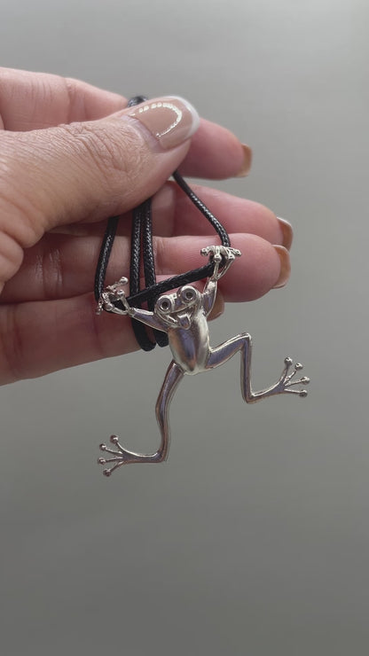 Funny Tree Frog Necklace, 925 Silver, 2D Pendant